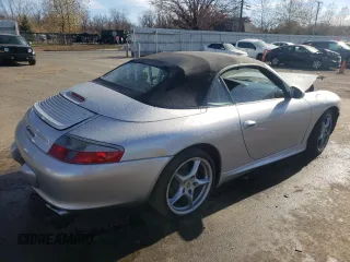 2004 Porsche 911 Carrera with VIN WP0CA29924S651535, listed as a Copart auction lot 80077314 with 39,520 mi miles and Salvage Title. Bid and sale history available at carsss.com. Image 3.