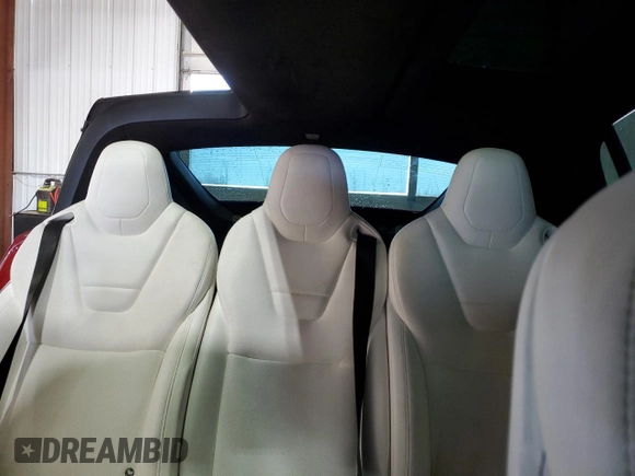 2016 Tesla Model X P90D with VIN 5YJXCAE4XGF011963, listed as a Copart auction lot 49993255 with 139,855 mi miles and Clean Title. Bid and sale history available at carsss.com. Image 10.