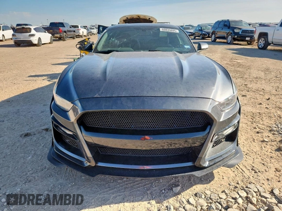 2017 Ford Mustang V6 z VIN 1FA6P8AM8H5208458, wystawiony jako Copart lot #60835695 z przebiegiem 74 987 mil mil oraz Czysty tytuł • Clean title. Historia ofert i sprzedaży dostępna na DreamBid. Obrazek 5.