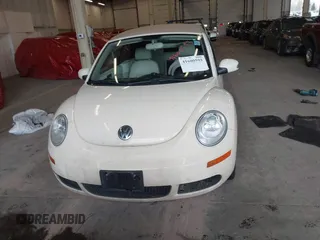 2009 Volkswagen Beetle S with VIN 3VWRG31Y89M408245, listed as a IAAI auction lot 41600593 with 76,156 mi miles and . Bid and sale history available at DreamBid. Image 12.