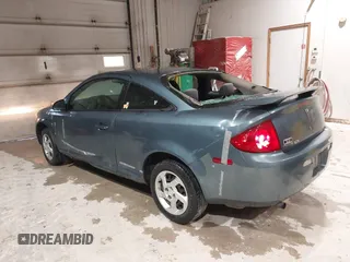 2007 Pontiac G5 z VIN 1G2AL15F877284806, wystawiony jako IAAI lot #42292843 z przebiegiem 182 957 mil mil oraz . Historia ofert i sprzedaży dostępna na DreamBid. Obrazek 3.