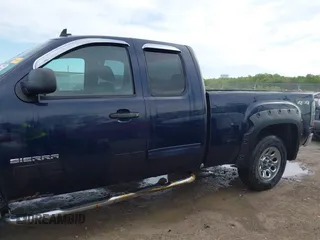 2011 GMC Sierra 1500 SL z VIN 1GTR2UEAXBZ122261, wystawiony jako IAAI lot #42220220 z przebiegiem 241 367 mil mil oraz . Historia ofert i sprzedaży dostępna na DreamBid. Obrazek 14.