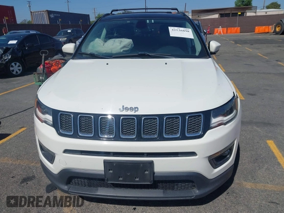 2019 Jeep Compass Latitude z VIN 3C4NJDBB5KT789289, wystawiony jako IAAI lot #42536898 z przebiegiem 84 172 mil mil oraz . Historia ofert i sprzedaży dostępna na DreamBid. Obrazek 12.