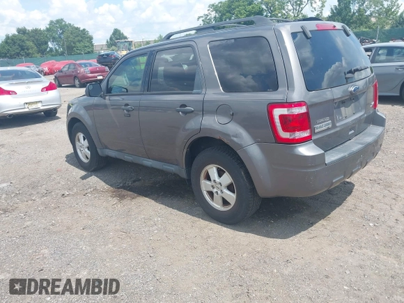 2012 Ford Escape XLT z VIN 1FMCU0DG3CKC74435, wystawiony jako IAAI lot #42725162 z przebiegiem Nie podano mil oraz . Historia ofert i sprzedaży dostępna na DreamBid. Obrazek 3.
