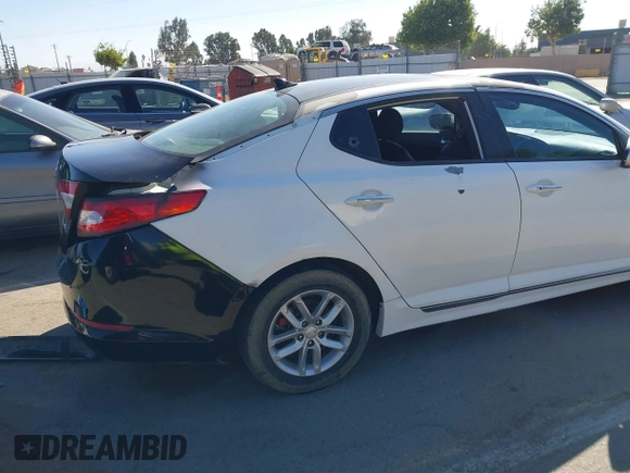 2013 Kia Optima SX с VIN 5XXGR4A6XDG104501, выставлен на аукционе IAAI как лот 42238868 с пробегом Не указан миль и . История ставок и продаж доступна на DreamBid. Изображение 15.