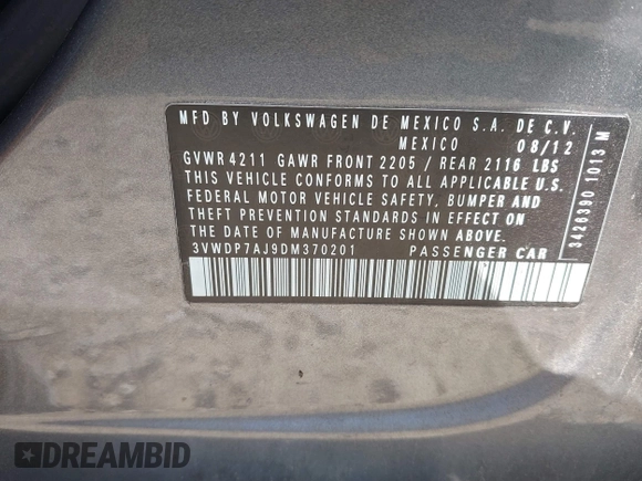 2013 Volkswagen Jetta SE with VIN 3VWDP7AJ9DM370201, listed as a IAAI auction lot 42562810 with 165,991 mi miles and . Bid and sale history available at DreamBid. Image 9.