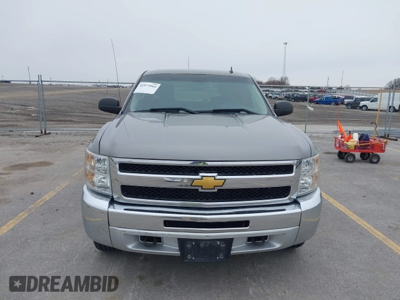 2013 Chevrolet Silverado 1500 LT with VIN 3GCPKSE73DG249856, listed as a IAAI auction lot 41973964 with 135,580 mi miles. Bid and sale history available at carsss.com. Image 6.