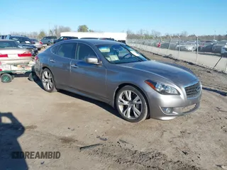 2012 Infiniti M37 with VIN JN1BY1AP9CM333073, listed as a IAAI auction lot 41463296 with 213,892 mi miles. Bid and sale history available at carsss.com. Image 1.