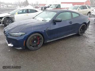 2022 BMW M4 Competition with VIN WBS33AZ06NCJ97560, listed as a IAAI auction lot 41491949 with NaN miles. Bid and sale history available at carsss.com. Image 17.