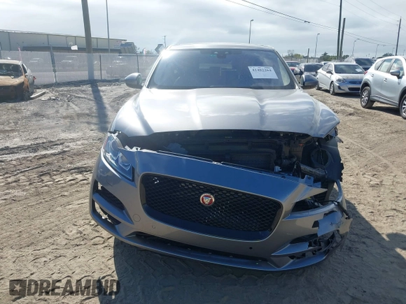 2020 Jaguar F-Pace 25t Prestige z VIN SADCK2FXXLA660346, wystawiony jako IAAI lot #41482264 z przebiegiem 36 160 mil mil oraz . Historia ofert i sprzedaży dostępna na DreamBid. Obrazek 12.