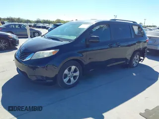 2016 Toyota Sienna LE AAS with VIN 5TDKK3DC1GS697730, listed as a IAAI auction lot 41727769 with 135,469 mi miles. Bid and sale history available at carsss.com. Image 17.