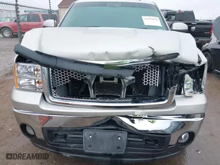 2008 GMC Sierra 1500 Work Truck with VIN 2GTEK13M881169431, listed as a IAAI auction lot 41435930 with 132,787 mi miles. Bid and sale history available at carsss.com. Image 6.