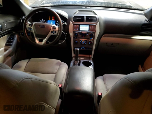 2015 Ford Explorer с VIN 1FM5K7B99FGB83141, выставлен на аукционе Copart как лот 71627514 с пробегом 174 159 миль миль и Списание • Salvage title. История ставок и продаж доступна на DreamBid. Изображение 8.