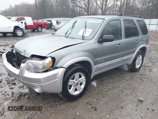 2005 Ford Escape Hybrid with VIN 1FMCU95H55KE10725, listed as a IAAI auction lot 41331983 with 1 mi miles. Bid and sale history available at carsss.com. Image 17.