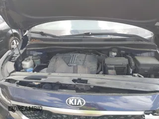 2018 Kia Sedona LX with VIN KNDMB5C16J6424343, listed as a IAAI auction lot 41952305 with 130,439 mi miles. Bid and sale history available at carsss.com. Image 10.