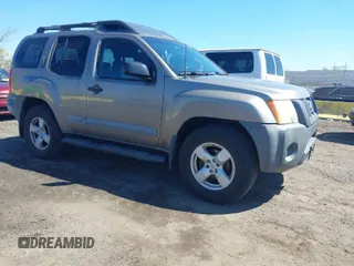 2005 Nissan Xterra S with VIN 5N1AN08W55C643136, listed as a IAAI auction lot 42071316 with 154,089 mi miles. Bid and sale history available at carsss.com. Image 1.