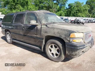 2003 GMC Yukon XL Denali with VIN 1GKFK66U43J248482, listed as a IAAI auction lot 42073907 with 286,896 mi miles. Bid and sale history available at carsss.com. Image 1.