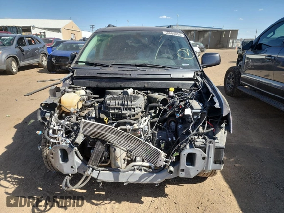 2018 Dodge Journey SXT with VIN 3C4PDDBG4JT530190, listed as a Copart auction lot 48409055 with 39,866 mi miles and Salvage title. Bid and sale history available at DreamBid. Image 5.
