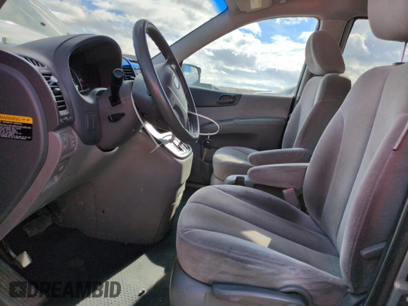 2008 Kia Sedona LX with VIN KNDMB233086206828, listed as a Copart auction lot 44969605 with 200,324 mi miles and Clean Title. Bid and sale history available at carsss.com. Image 7.