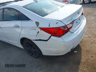 2011 Hyundai Sonata Limited z VIN 5NPEC4AC9BH143192, wystawiony jako IAAI lot #42370764 z przebiegiem 192 678 mil mil oraz . Historia ofert i sprzedaży dostępna na DreamBid. Obrazek 6.