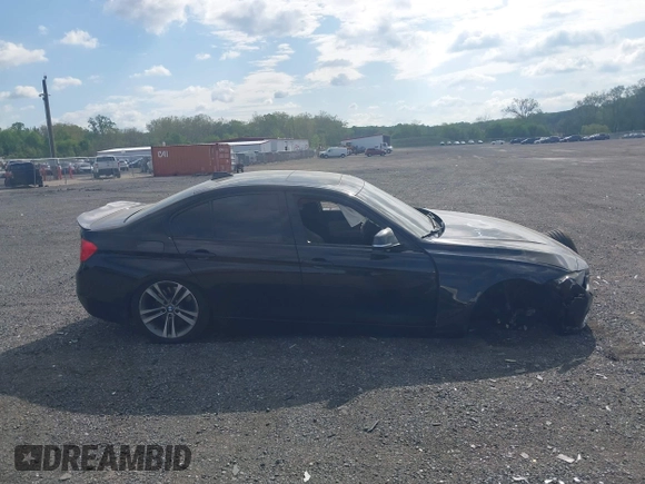 2013 BMW 3 Series 335i xDrive with VIN WBA3B9G54DNR89987, listed as a IAAI auction lot 42159592 with 165,999 mi miles and . Bid and sale history available at DreamBid. Image 13.