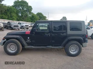 2008 Jeep Wrangler Unlimited Sahara with VIN 1J4GB591X8L523581, listed as a IAAI auction lot 42035446 with 200,570 mi miles and . Bid and sale history available at DreamBid. Image 15.