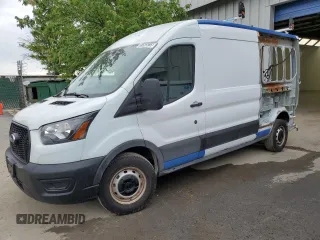 2023 Ford Transit Cargo с VIN 1FTBR1C87PKA31959, выставлен на аукционе Copart как лот 51645315 с пробегом 39 150 миль миль и На запчасти • Non repairable. История ставок и продаж доступна на DreamBid. Изображение 1.