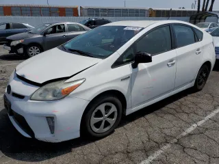 2012 Toyota Prius One z VIN JTDKN3DUXC1530371, wystawiony jako Copart lot #60174575 z przebiegiem 140 679 mil mil oraz Szkoda całkowita • Salvage title. Historia ofert i sprzedaży dostępna na DreamBid. Obrazek 1.