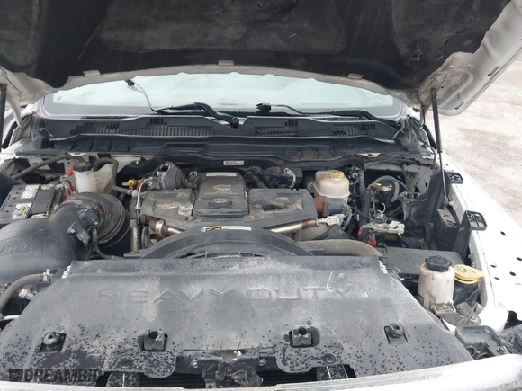 2018 Ram 2500 Tradesman with VIN 3C6UR5HL4JG390088, listed as a IAAI auction lot 41471658 with 227,663 mi miles. Bid and sale history available at carsss.com. Image 10.