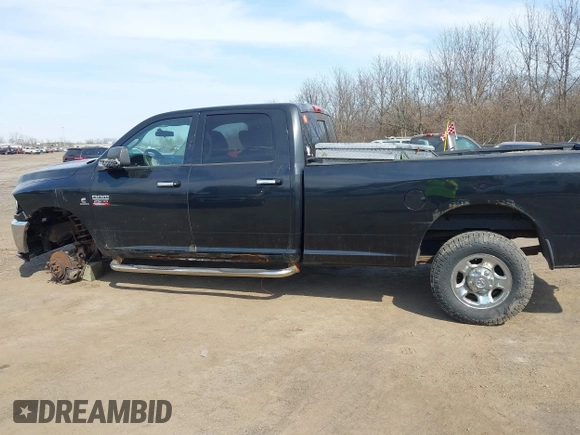 2011 Ram 2500 Big Horn with VIN 3D7UT2CL9BG589970, listed as a IAAI auction lot 41791498 with 100,773 mi miles. Bid and sale history available at carsss.com. Image 15.