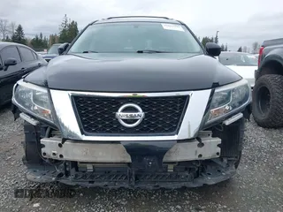 2014 Nissan Pathfinder SV with VIN 5N1AR2MN3EC665407, listed as a IAAI auction lot 41611941 with 94,894 mi miles. Bid and sale history available at carsss.com. Image 6.