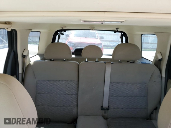 2006 Ford Escape XLT with VIN 1FMYU03146KA43518, listed as a Copart auction lot 61831445 with 191,612 mi miles and Salvage title. Bid and sale history available at DreamBid. Image 10.