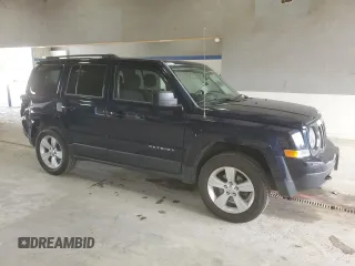 2015 Jeep Patriot Latitude z VIN 1C4NJRFB5FD125674, wystawiony jako Copart lot #60282055 z przebiegiem 73 330 mil mil oraz Szkoda całkowita • Salvage title. Historia ofert i sprzedaży dostępna na DreamBid. Obrazek 4.