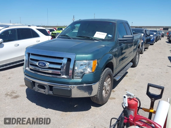 2009 Ford F-150 STX with VIN 1FTRX12869FB12033, listed as a IAAI auction lot 41962435 with 222,850 mi miles. Bid and sale history available at carsss.com. Image 2.