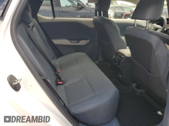 2023 Lexus RZ 450e Premium z VIN JTJAAAAB1PA005944, wystawiony jako Copart lot #59997874 z przebiegiem 7 267 mil mil oraz Szkoda całkowita • Salvage title. Historia ofert i sprzedaży dostępna na DreamBid. Obrazek 11.