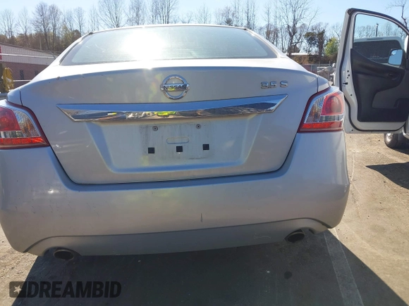 2013 Nissan Altima SV with VIN 1N4BL3AP0DN525913, listed as a IAAI auction lot 41893511 with 132,166 mi miles and . Bid and sale history available at DreamBid. Image 16.