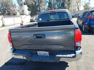 2018 Toyota Tacoma SR with VIN 5TFRX5GN1JX118441, listed as a IAAI auction lot 41870266 with 95,612 mi miles and . Bid and sale history available at DreamBid. Image 17.