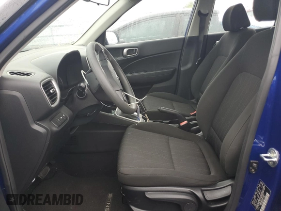 2022 Hyundai Venue SE z VIN KMHRB8A3XNU186571, wystawiony jako Copart lot #56703925 z przebiegiem 41 077 mil mil oraz Szkoda całkowita • Salvage title. Historia ofert i sprzedaży dostępna na DreamBid. Obrazek 7.