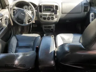 2004 Ford Escape Limited with VIN 1FMCU94154KB50085, listed as a Copart auction lot 50404455 with 180,249 mi miles and Salvage Title. Bid and sale history available at carsss.com. Image 8.