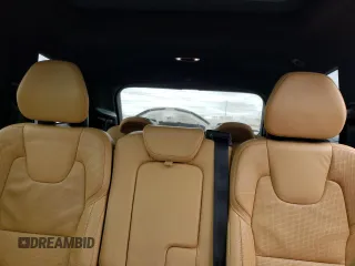 2017 Volvo XC90 Inscription with VIN YV4A22PL1H1176889, listed as a Copart auction lot 37447453 with 33,987 mi miles. Bid and sale history available at carsss.com. Image 10.
