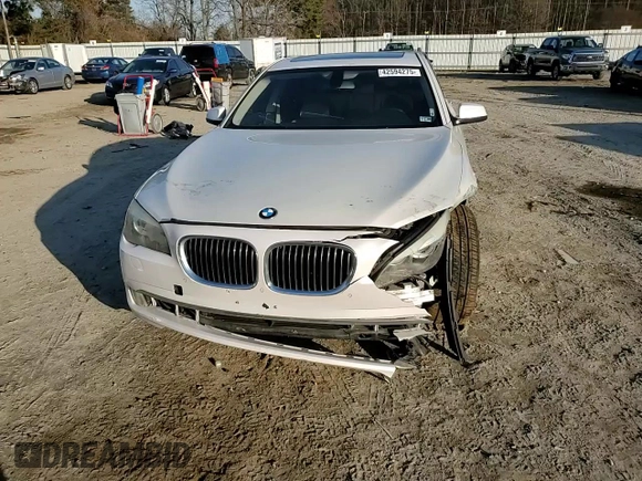 2009 BMW 7 Series 750i with VIN WBAKA83519CY35318, listed as a Copart auction lot 42594275 with 189,874 mi miles and Salvage Title. Bid and sale history available at DreamBid. Image 11.
