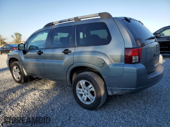 2008 Mitsubishi Endeavor LS with VIN 4A4MN21S88E025475, listed as a Copart auction lot 82260134 with 170,672 mi miles and Clean Title. Bid and sale history available at carsss.com. Image 2.