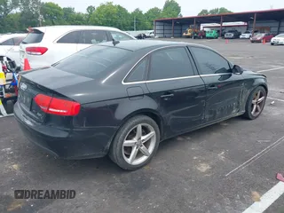 2010 Audi A4 Premium Plus z VIN WAUEFAFL1AN042769, wystawiony jako IAAI lot #42364832 z przebiegiem 166 715 mil mil oraz . Historia ofert i sprzedaży dostępna na DreamBid. Obrazek 4.
