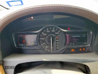 2012 Lincoln MKX z VIN 2LMDJ6JK1CBL19735, wystawiony jako Copart lot #57648335 z przebiegiem 147 938 mil mil oraz Szkoda całkowita • Salvage title. Historia ofert i sprzedaży dostępna na DreamBid. Obrazek 9.
