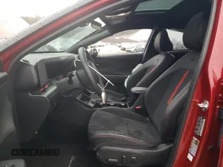 2024 Hyundai Kona N Line z VIN KM8HACA3XRU118164, wystawiony jako Copart lot #49996315 z przebiegiem 7 188 mil mil oraz Szkoda całkowita • Salvage title. Historia ofert i sprzedaży dostępna na DreamBid. Obrazek 7.