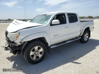 2013 Toyota Tacoma PreRunner with VIN 5TFJU4GN6DX032904, listed as a Copart auction lot 49889685 with 170,376 mi miles and Salvage Title. Bid and sale history available at carsss.com. Image 1.