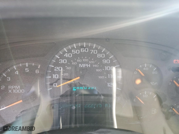 2004 Chevrolet Silverado 1500 Crew Cab Z71 with VIN 2GCEK13T341338174, listed as a Copart auction lot 88414385 with 222,775 mi miles and Salvage Title. Bid and sale history available at carsss.com. Image 9.