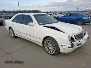 2001 Mercedes-Benz E-Class with VIN WDBJF65J71B292564, listed as a Copart auction lot 50943995 with 120,843 mi miles and Clean Title. Bid and sale history available at carsss.com. Image 4.
