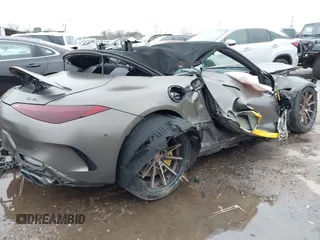 2022 Mercedes-Benz SL 63 AMG z VIN W1KVK8BB6NF005386, wystawiony jako IAAI lot #41568728 z przebiegiem Nie podano mil oraz . Historia ofert i sprzedaży dostępna na DreamBid. Obrazek 4.