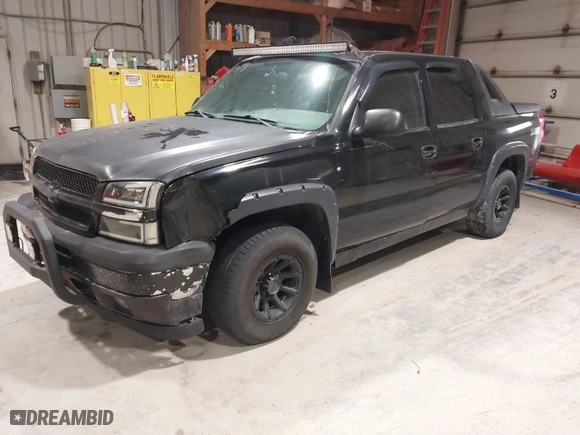 2005 Chevrolet Avalanche Z71 with VIN 3GNEK12Z95G224153, listed as a IAAI auction lot 41832920 with 172,146 mi miles. Bid and sale history available at carsss.com. Image 2.